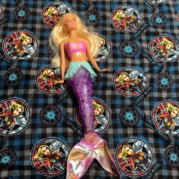 light up barbie mermaid